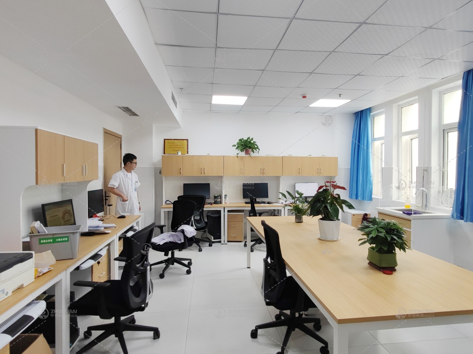 1727076556536794.jpg 1727076556536794.jpg